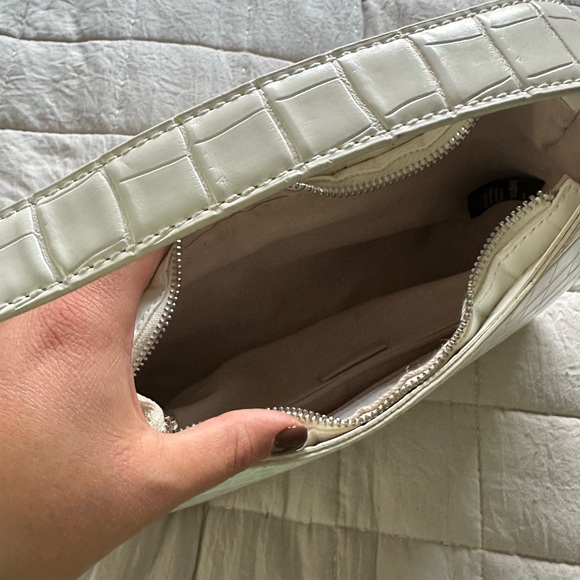Urban outfitters white croc bag - Picture 2 of 2